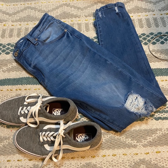 SOLD Kancan High-Rise Jeans 13/30 - Picture 5 of 7